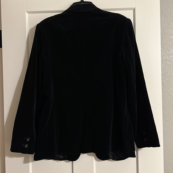 Vintage Black Velvet Blazer - Picture 4 of 4